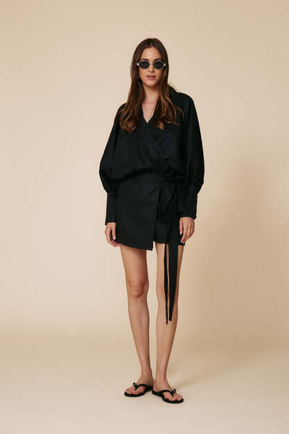Black Lightweight Wrap Dress With Long Sleeves And Waist Tie - SS25