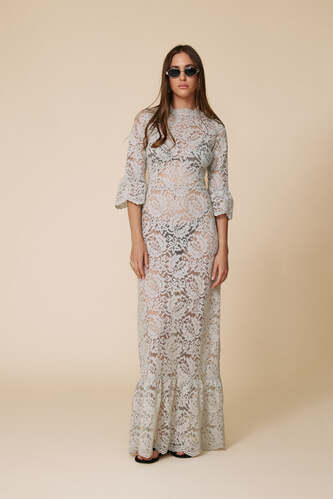 Light Green Maxi Lace Dress With Three-Guarter Flared Sleeves - SS25 - PNK Casual