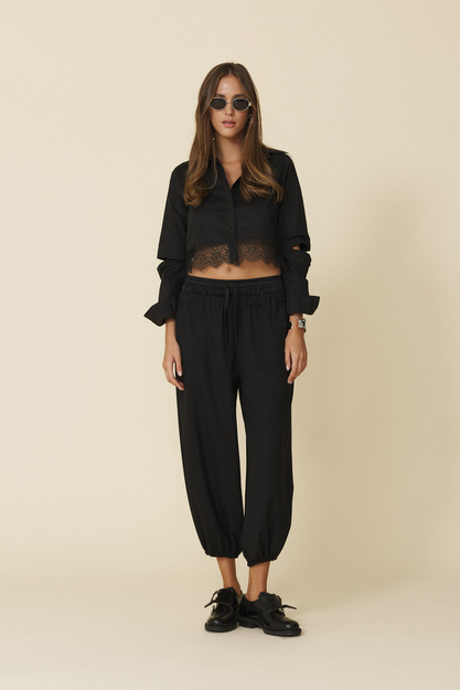 Black Cotton Cropped Shirt With Lace - FW25